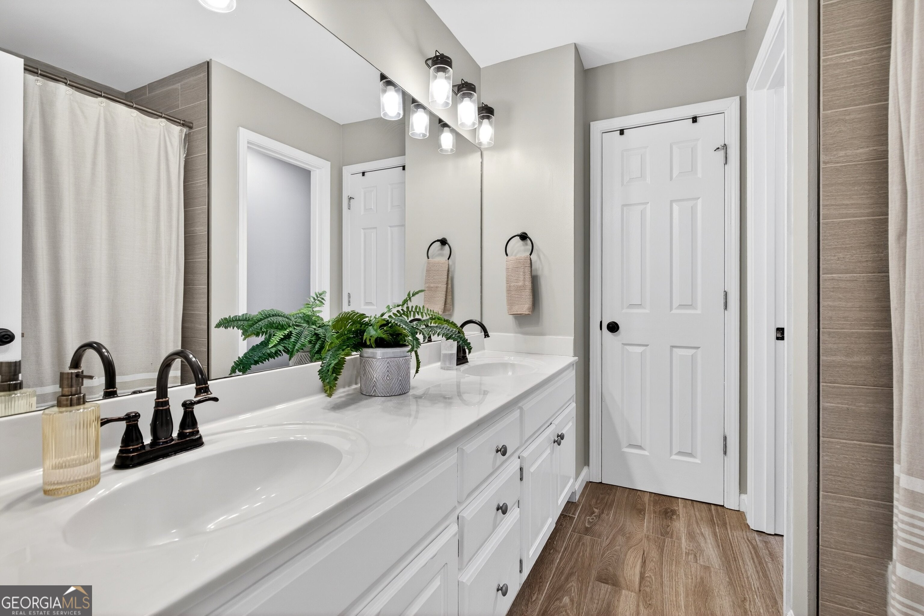 35 Woodridge Place Newnan GA 30265