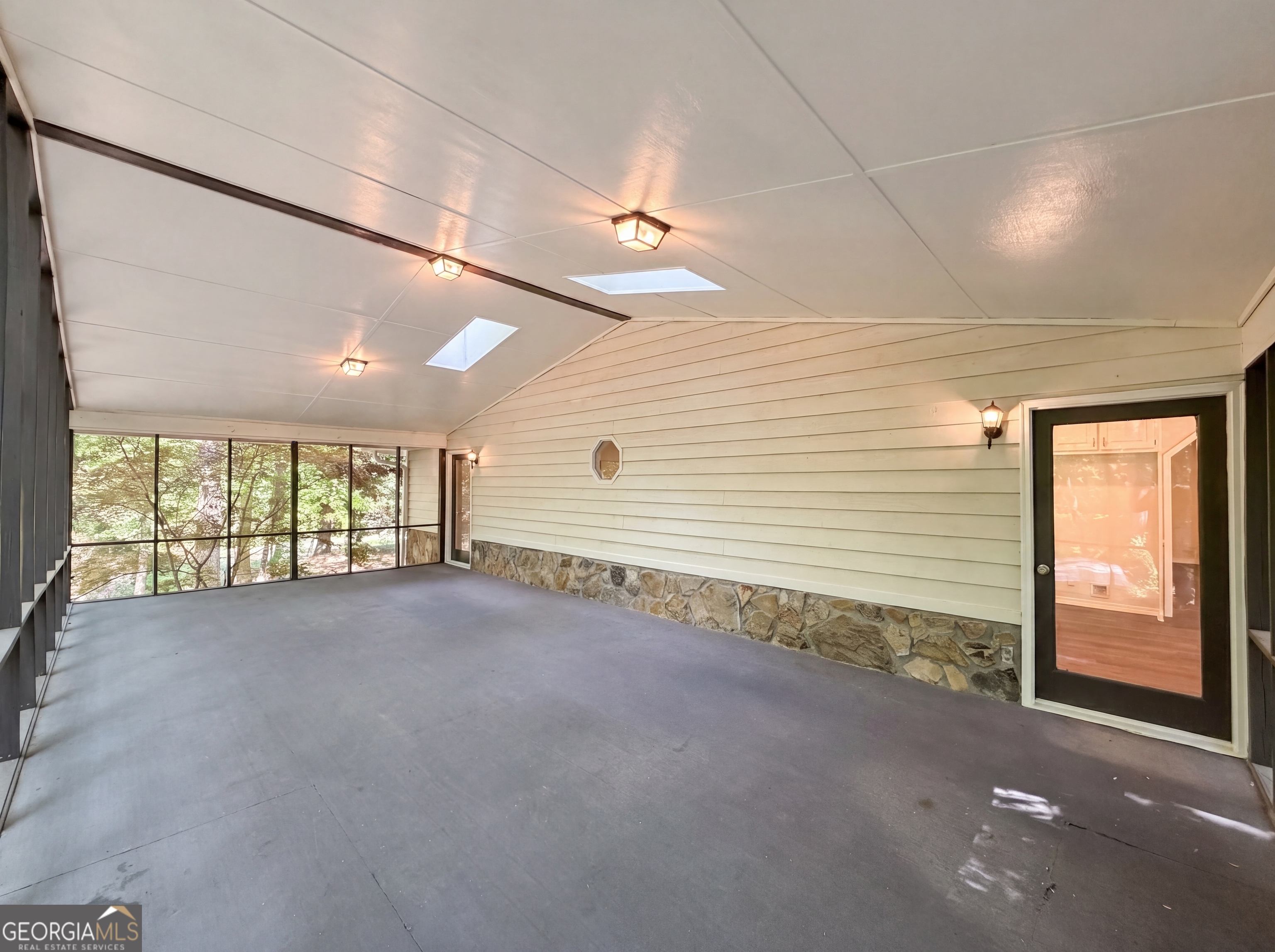 265 Oak Hill Drive Fayetteville GA 30214