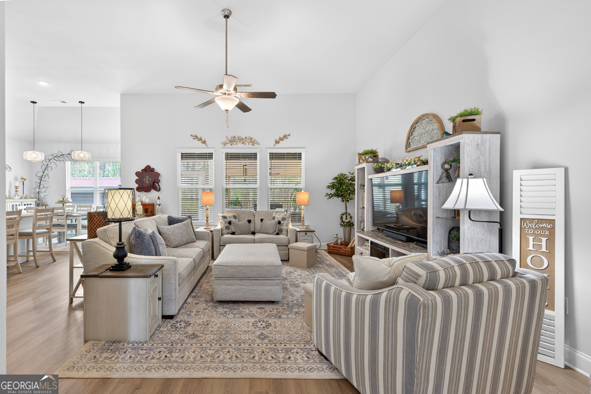 118 Golden Oaks Drive Hartwell GA 30643