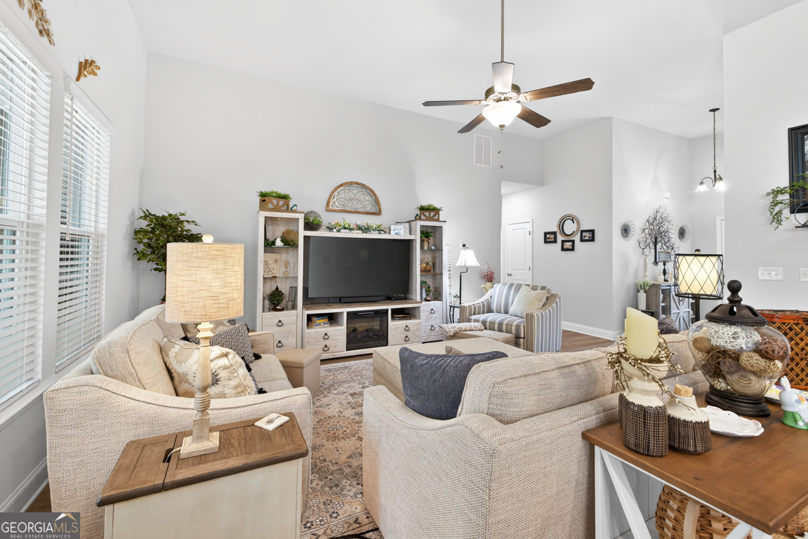 118 Golden Oaks Drive Hartwell GA 30643