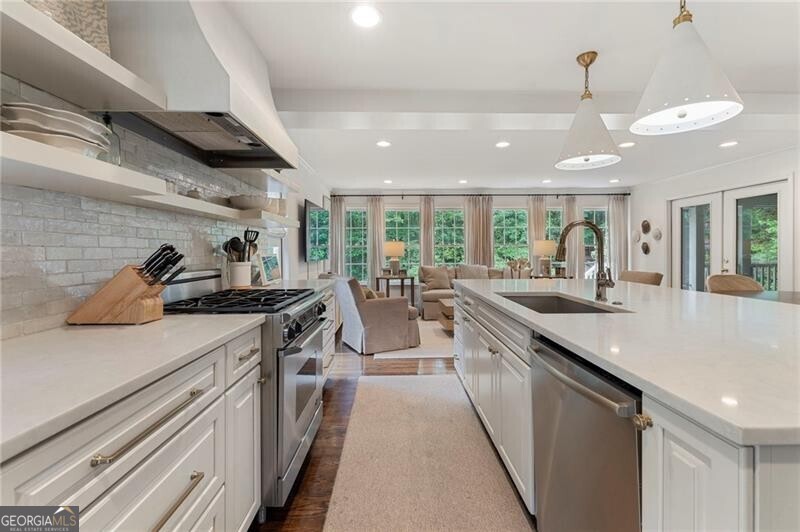 3092 Rhodenhaven Drive NW Atlanta GA 30327