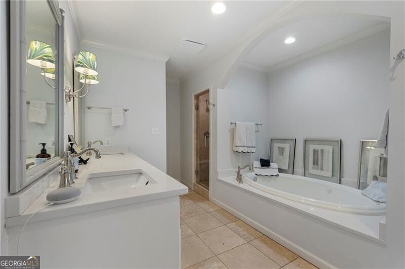3092 Rhodenhaven Drive NW Atlanta GA 30327