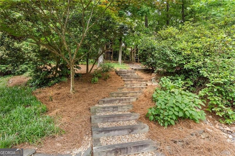 3092 Rhodenhaven Drive NW Atlanta GA 30327