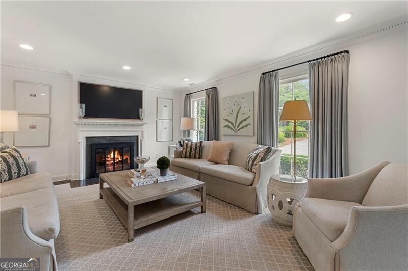 3092 Rhodenhaven Drive NW Atlanta GA 30327