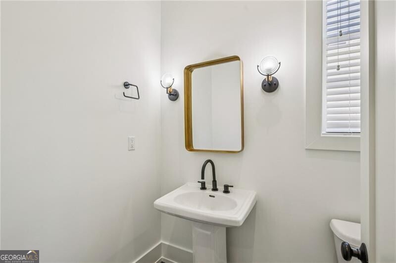 1062 Country Lane NE Atlanta GA 30324