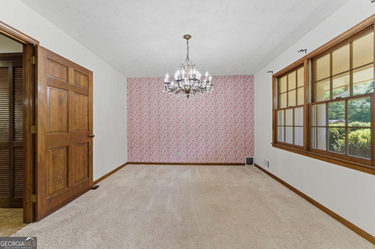 2485 Maple Street Snellville GA 30078
