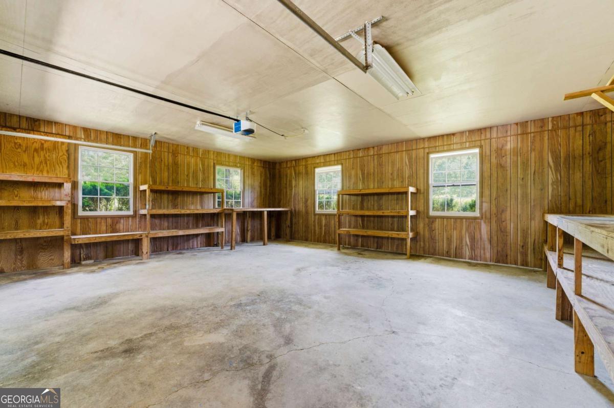 2485 Maple Street Snellville GA 30078