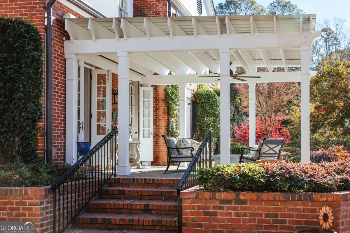 255 Plum Nelly Road Athens GA 30606