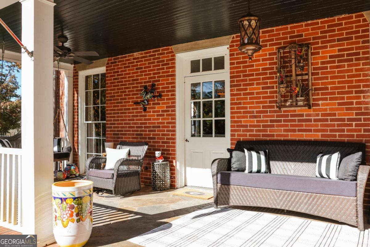 255 Plum Nelly Road Athens GA 30606