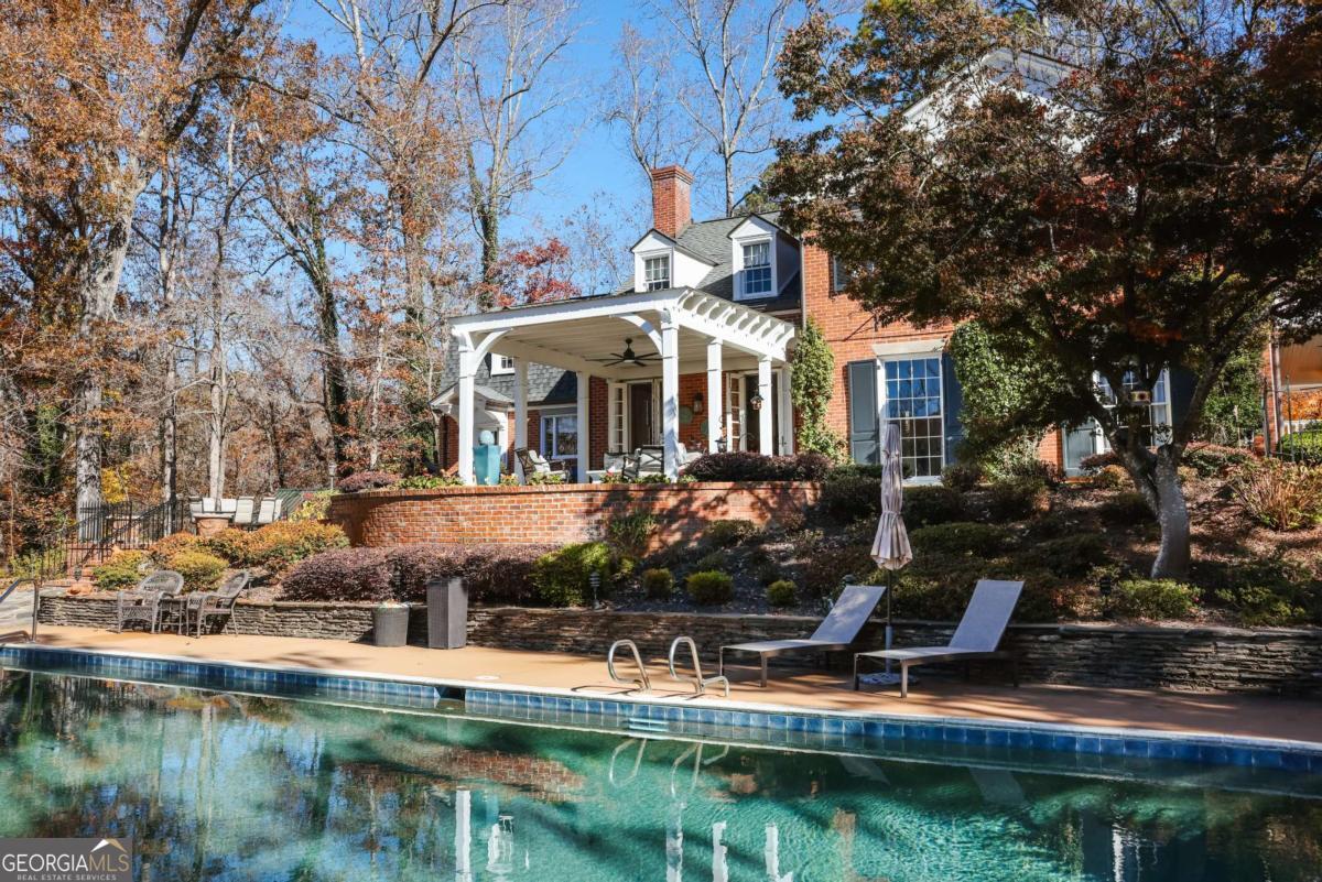 255 Plum Nelly Road Athens GA 30606