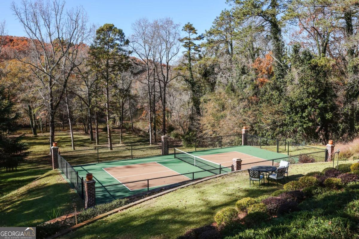 255 Plum Nelly Road Athens GA 30606