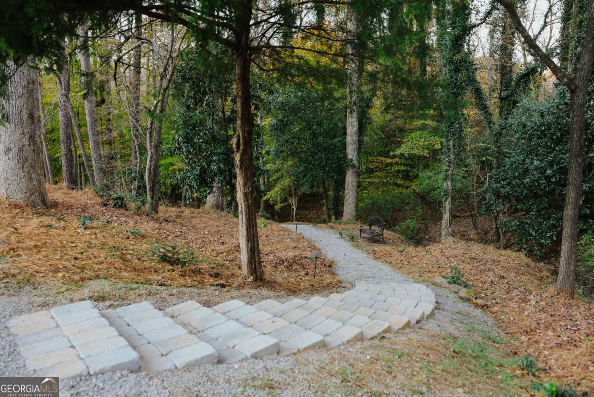 255 Plum Nelly Road Athens GA 30606