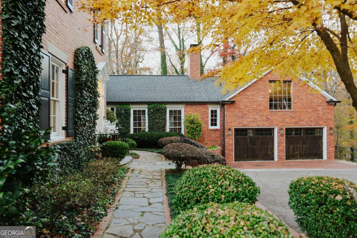 255 Plum Nelly Road Athens GA 30606