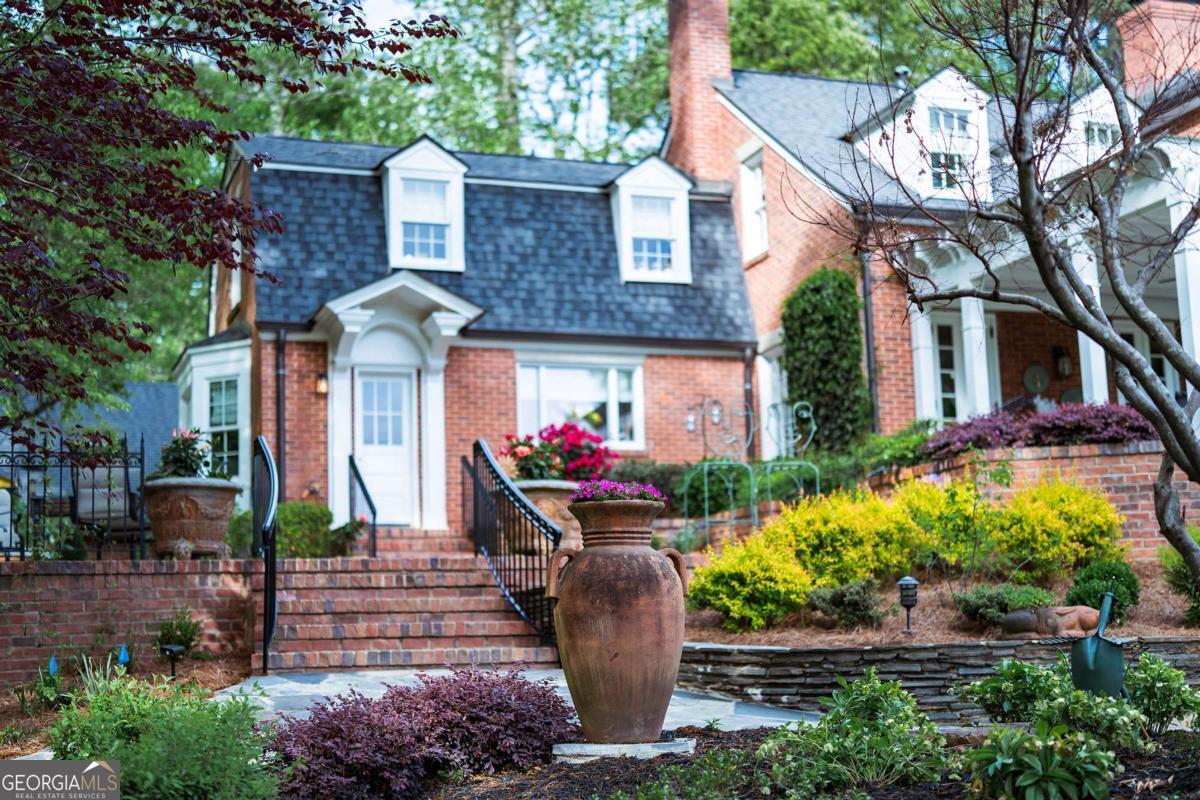 255 Plum Nelly Road Athens GA 30606