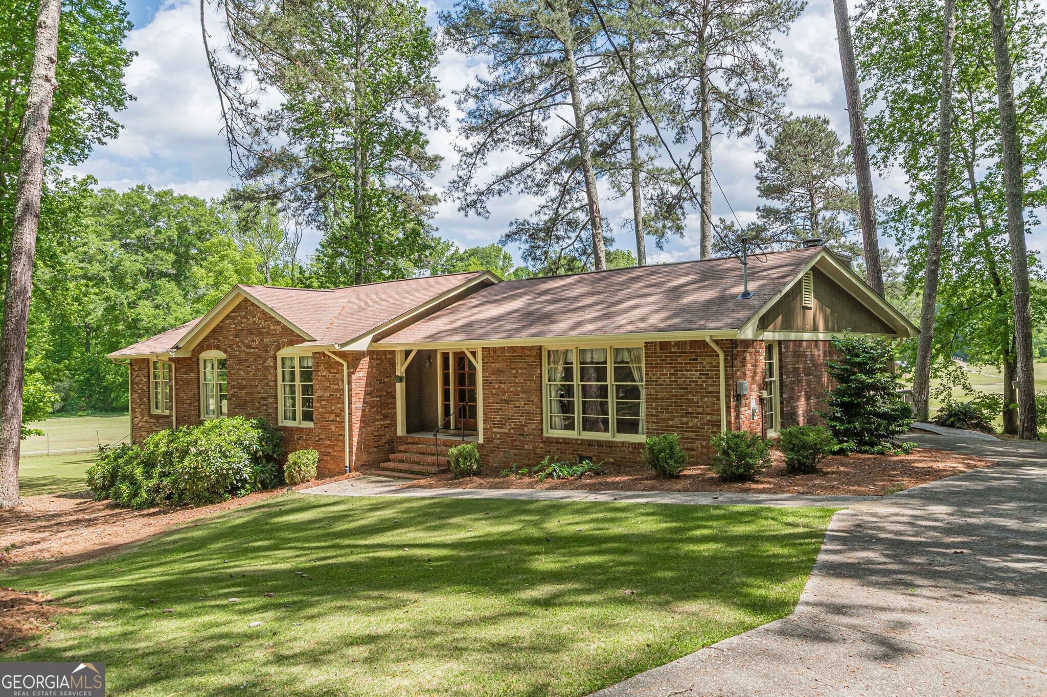5817 Little Mountain Drive Ellenwood GA 30294
