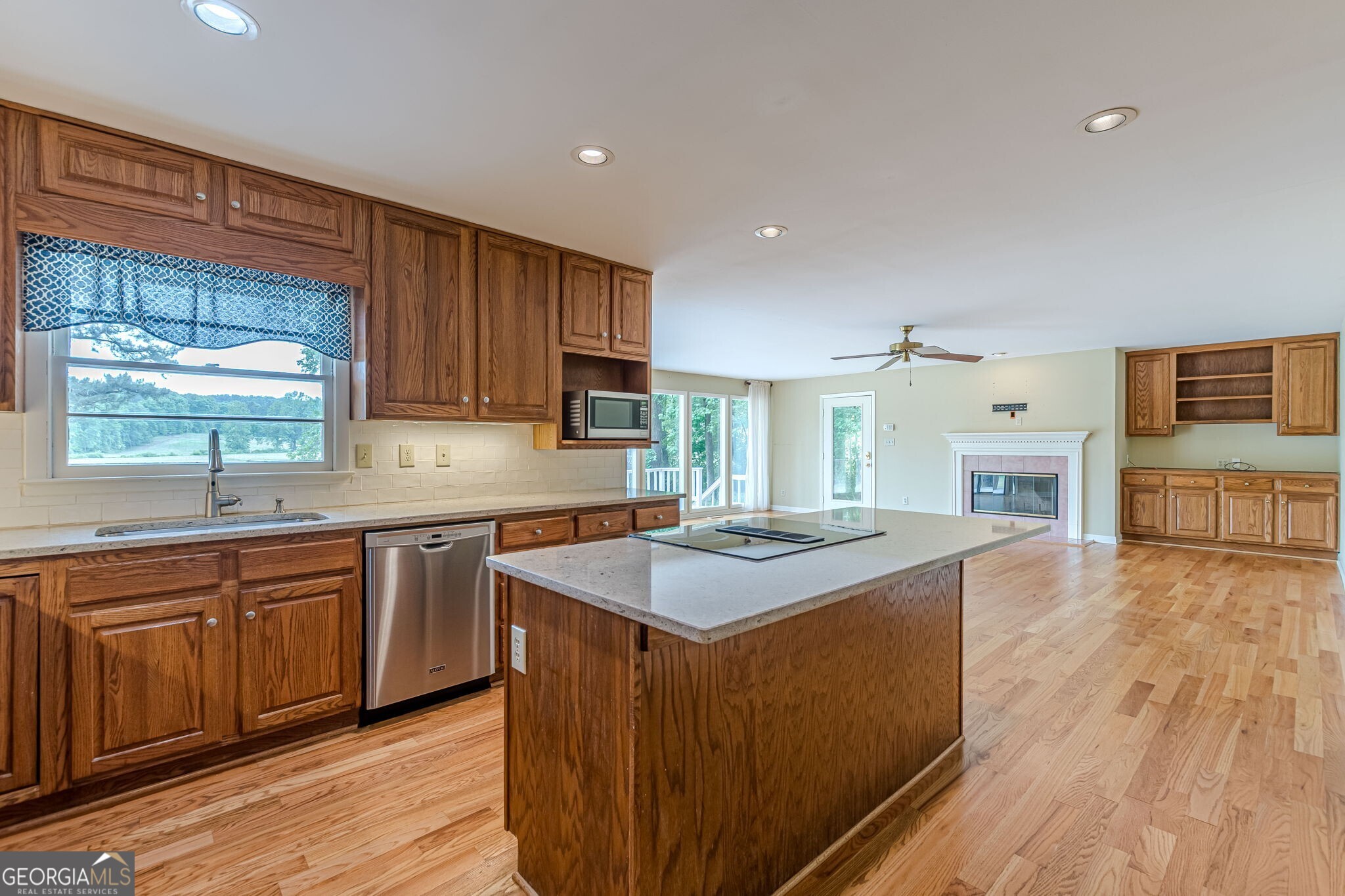 5817 Little Mountain Drive Ellenwood GA 30294
