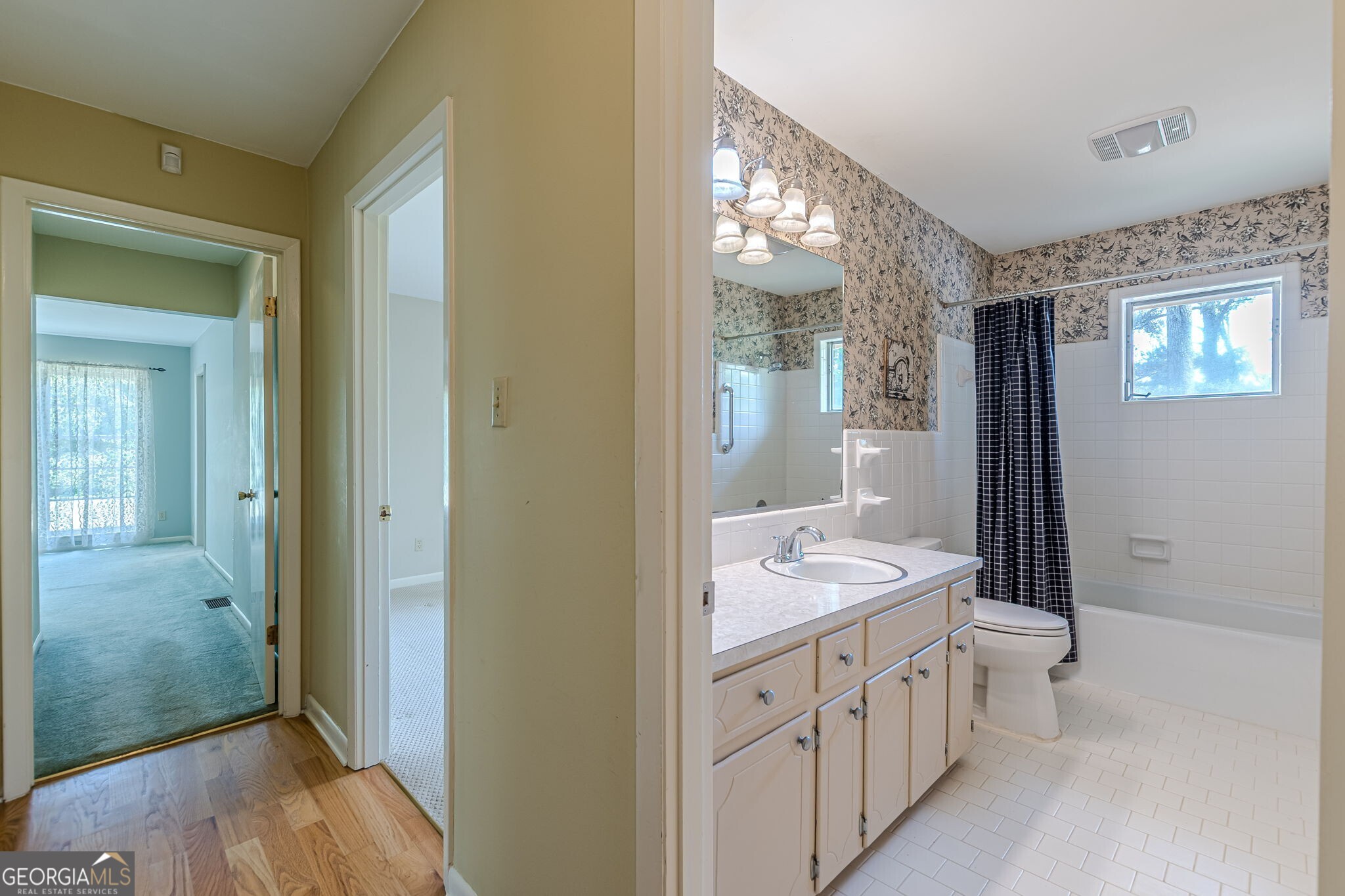 5817 Little Mountain Drive Ellenwood GA 30294