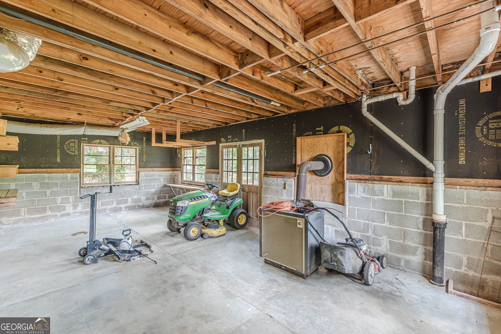 5817 Little Mountain Drive Ellenwood GA 30294
