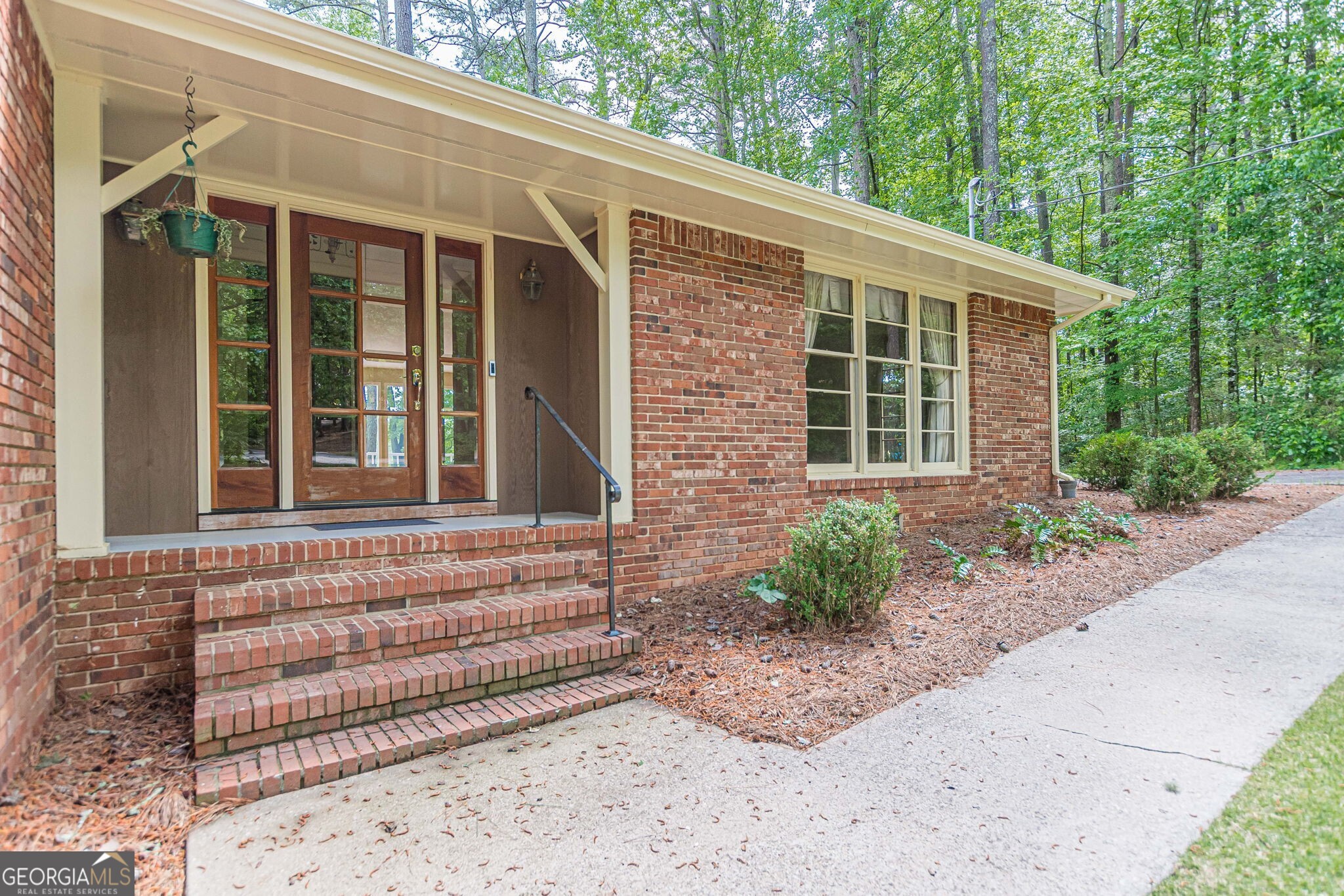 5817 Little Mountain Drive Ellenwood GA 30294