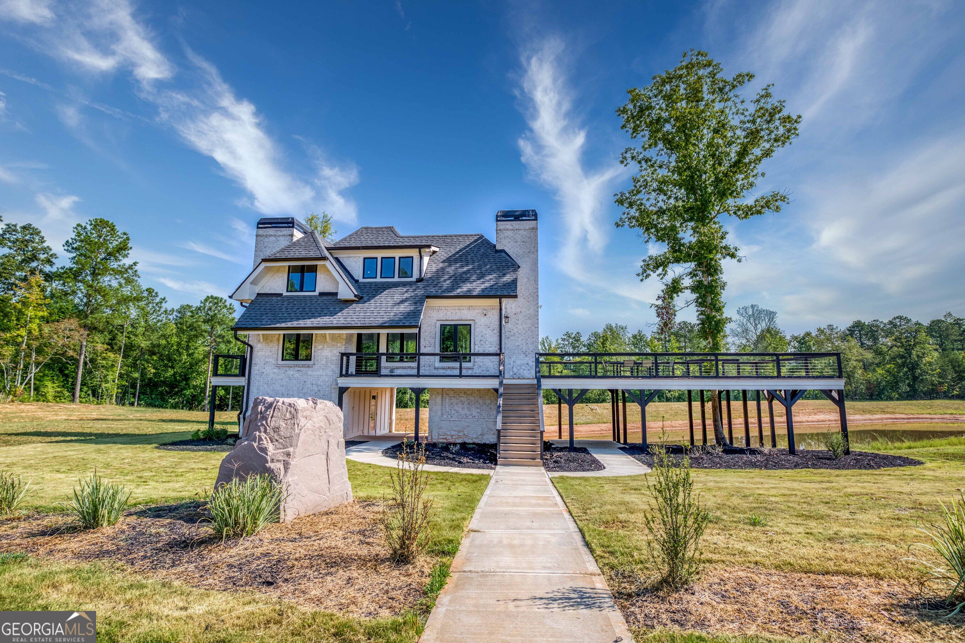 692 Hutchins Wolfskin Road Stephens GA 30667