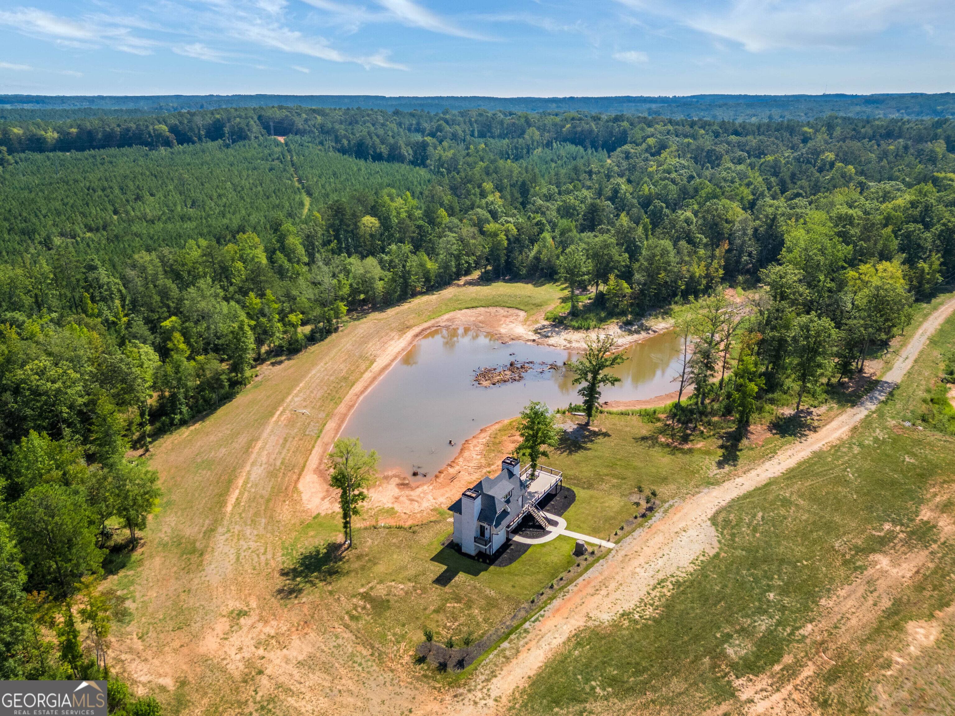 692 Hutchins Wolfskin Road Stephens GA 30667