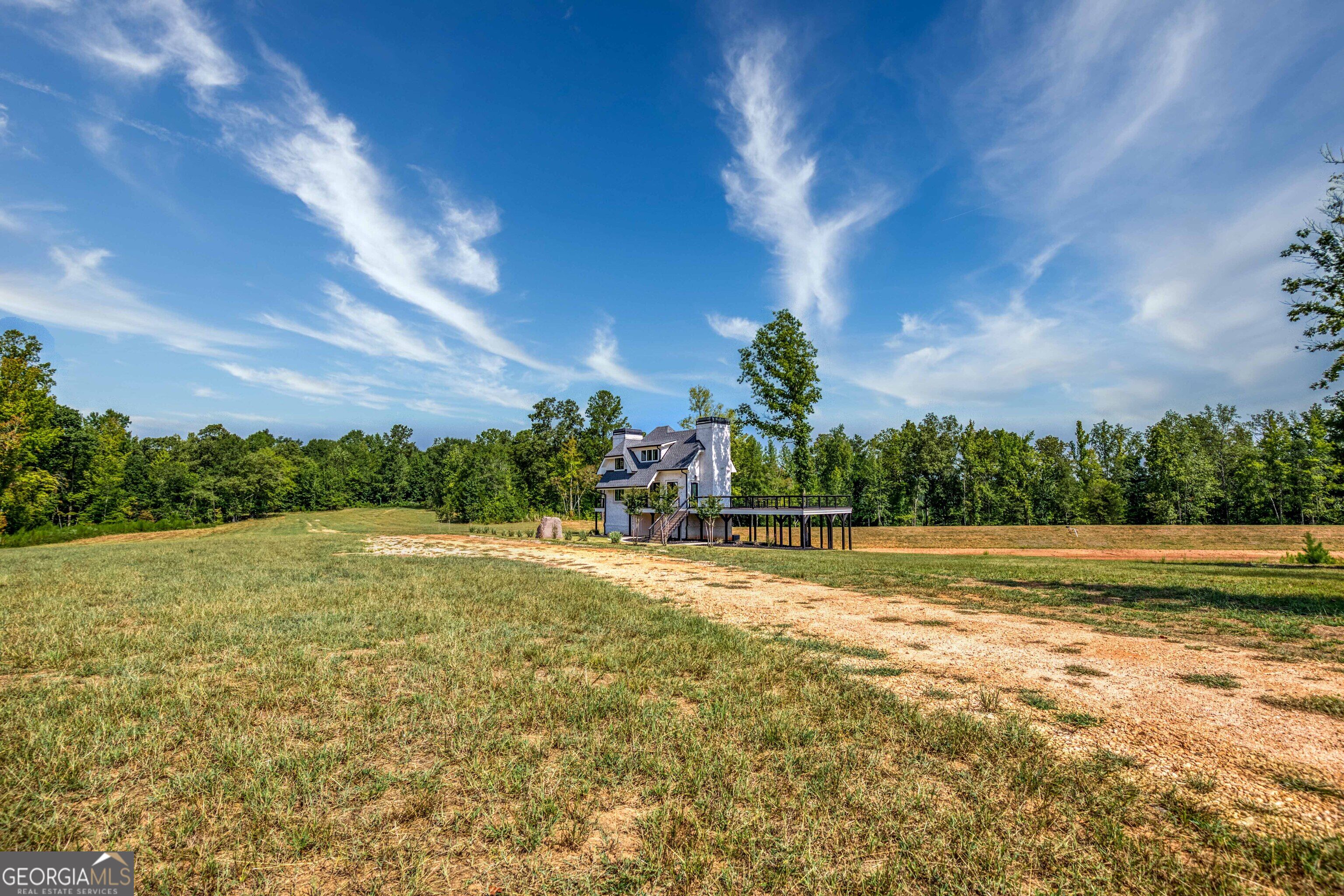 692 Hutchins Wolfskin Road Stephens GA 30667