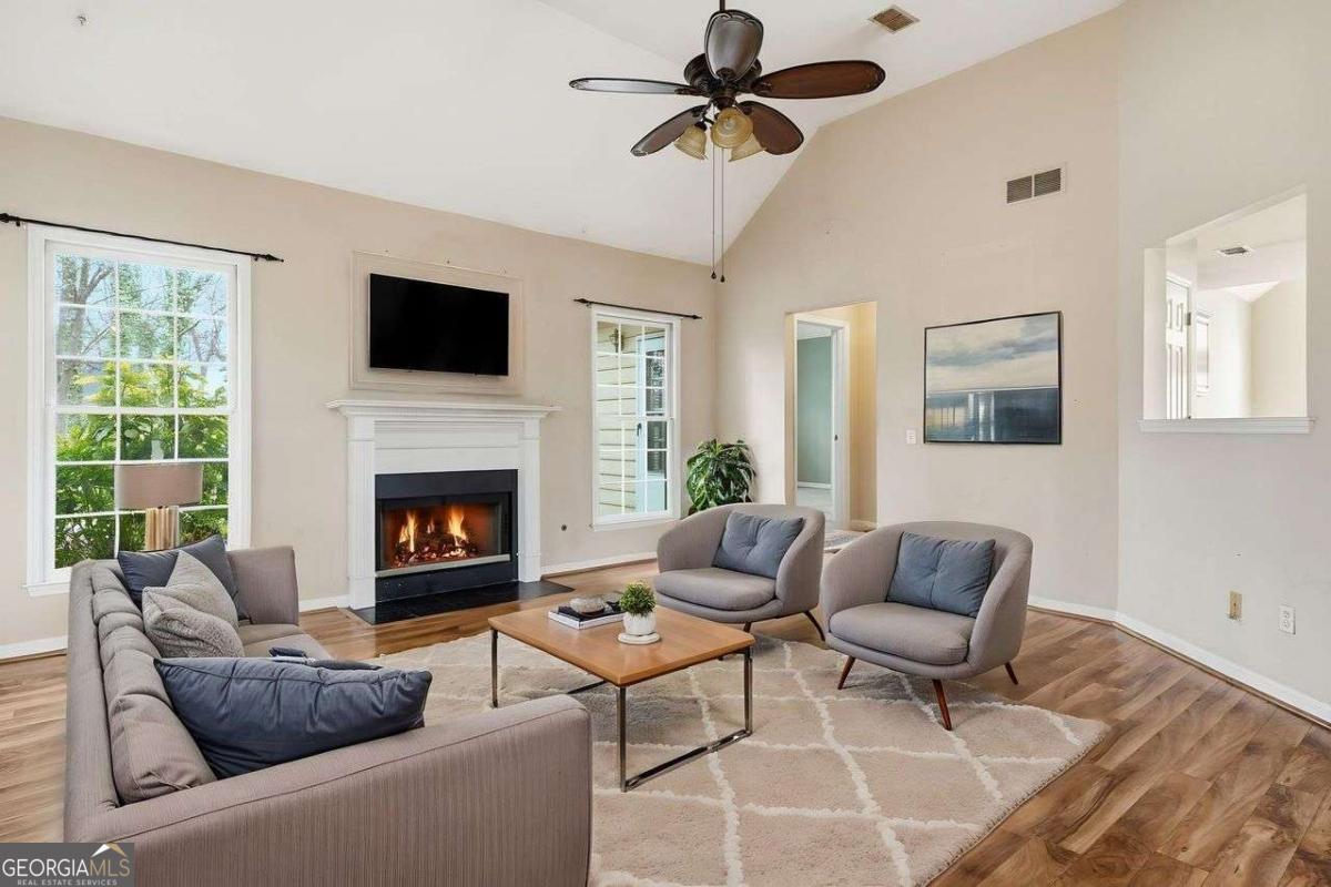 1243 Wynford Woods SW Marietta GA 30064