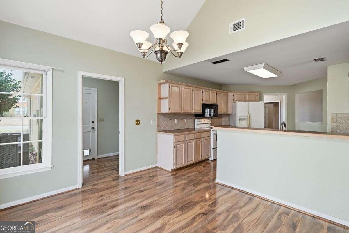 1243 Wynford Woods SW Marietta GA 30064