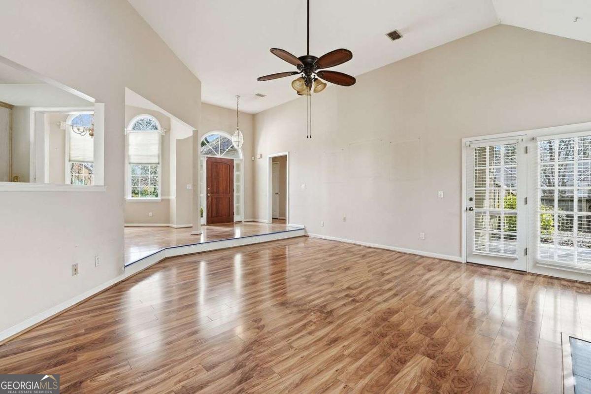 1243 Wynford Woods SW Marietta GA 30064
