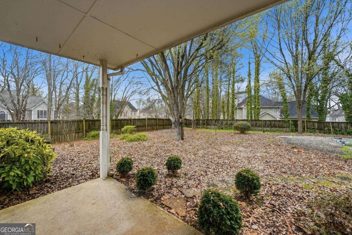 1243 Wynford Woods SW Marietta GA 30064