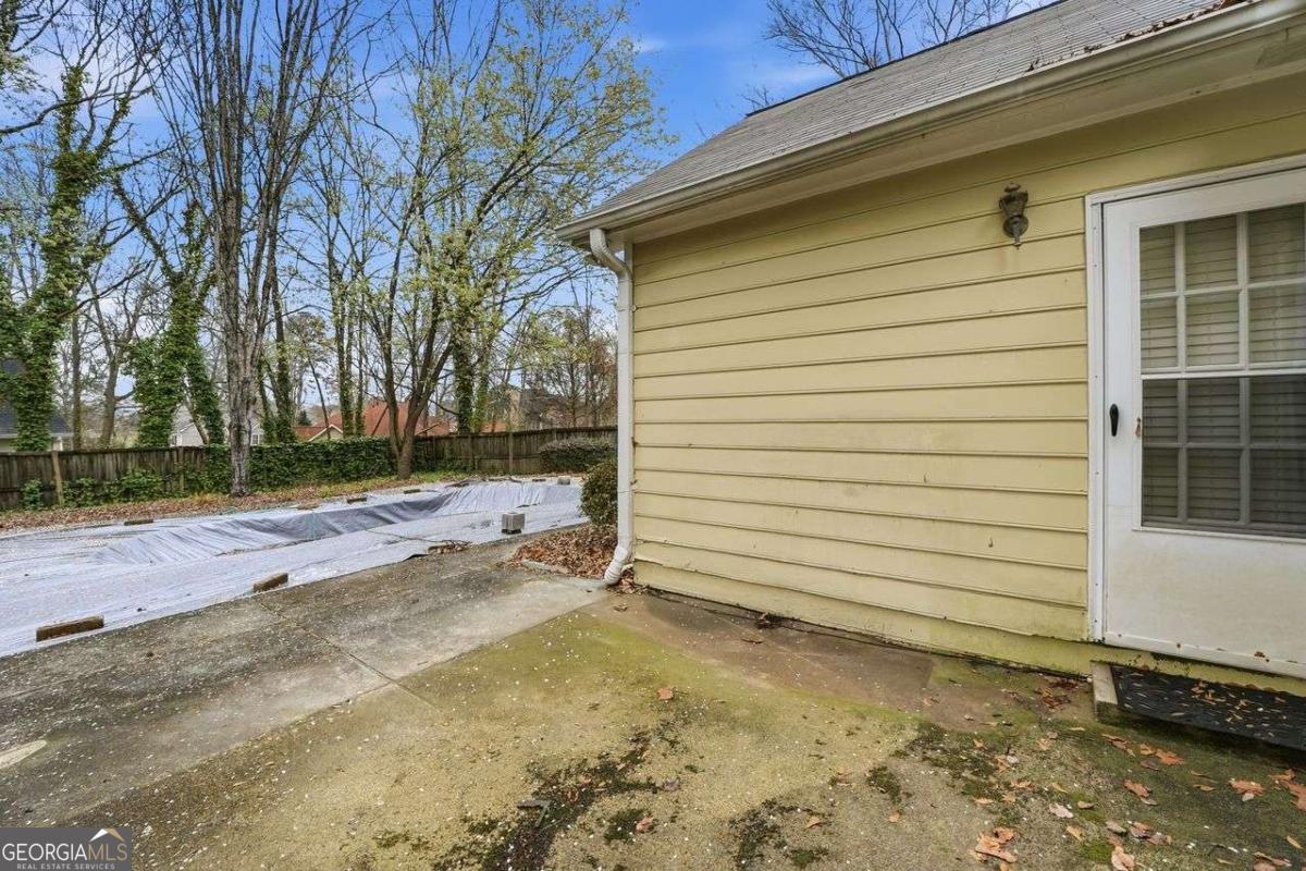 1243 Wynford Woods SW Marietta GA 30064