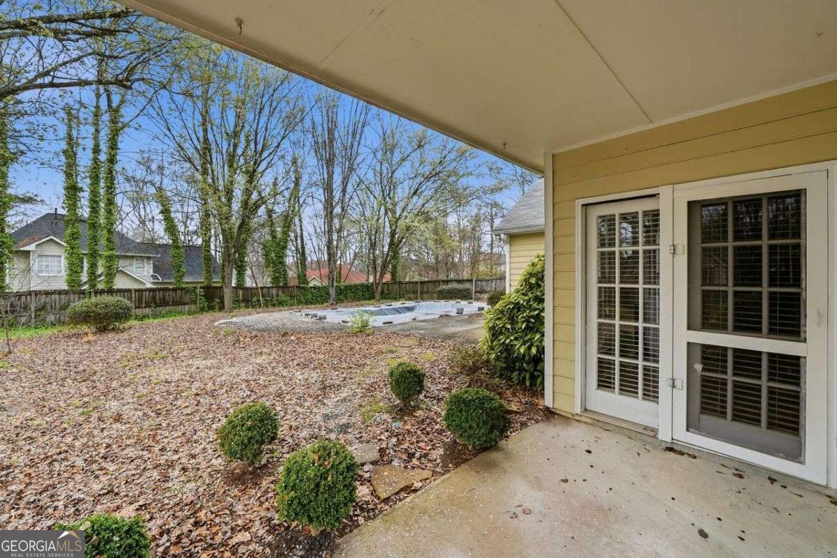 1243 Wynford Woods SW Marietta GA 30064