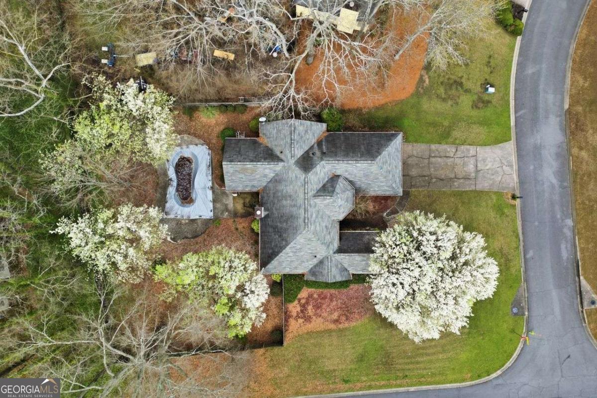1243 Wynford Woods SW Marietta GA 30064