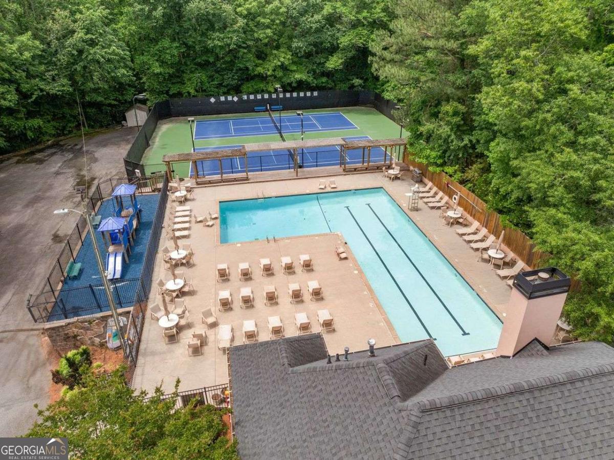 1243 Wynford Woods SW Marietta GA 30064