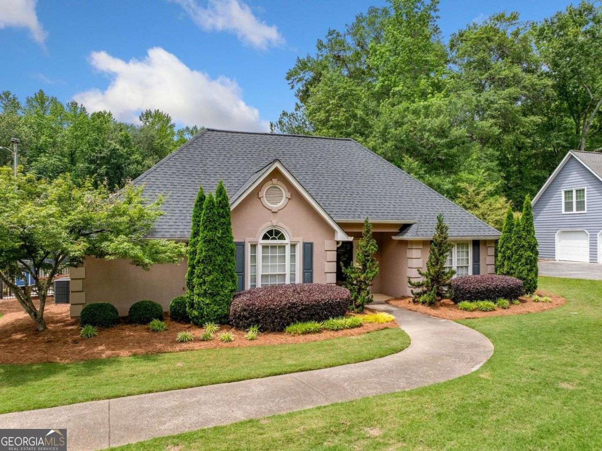 1243 Wynford Woods SW Marietta GA 30064