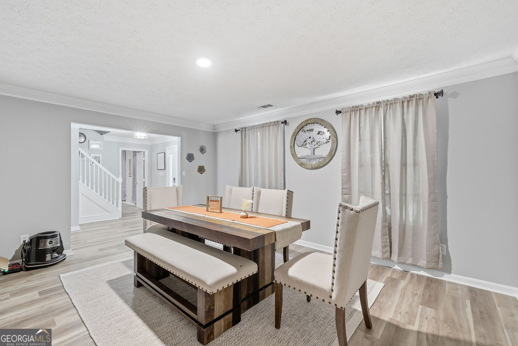 5052 Wind Point Stone Mountain GA 30088