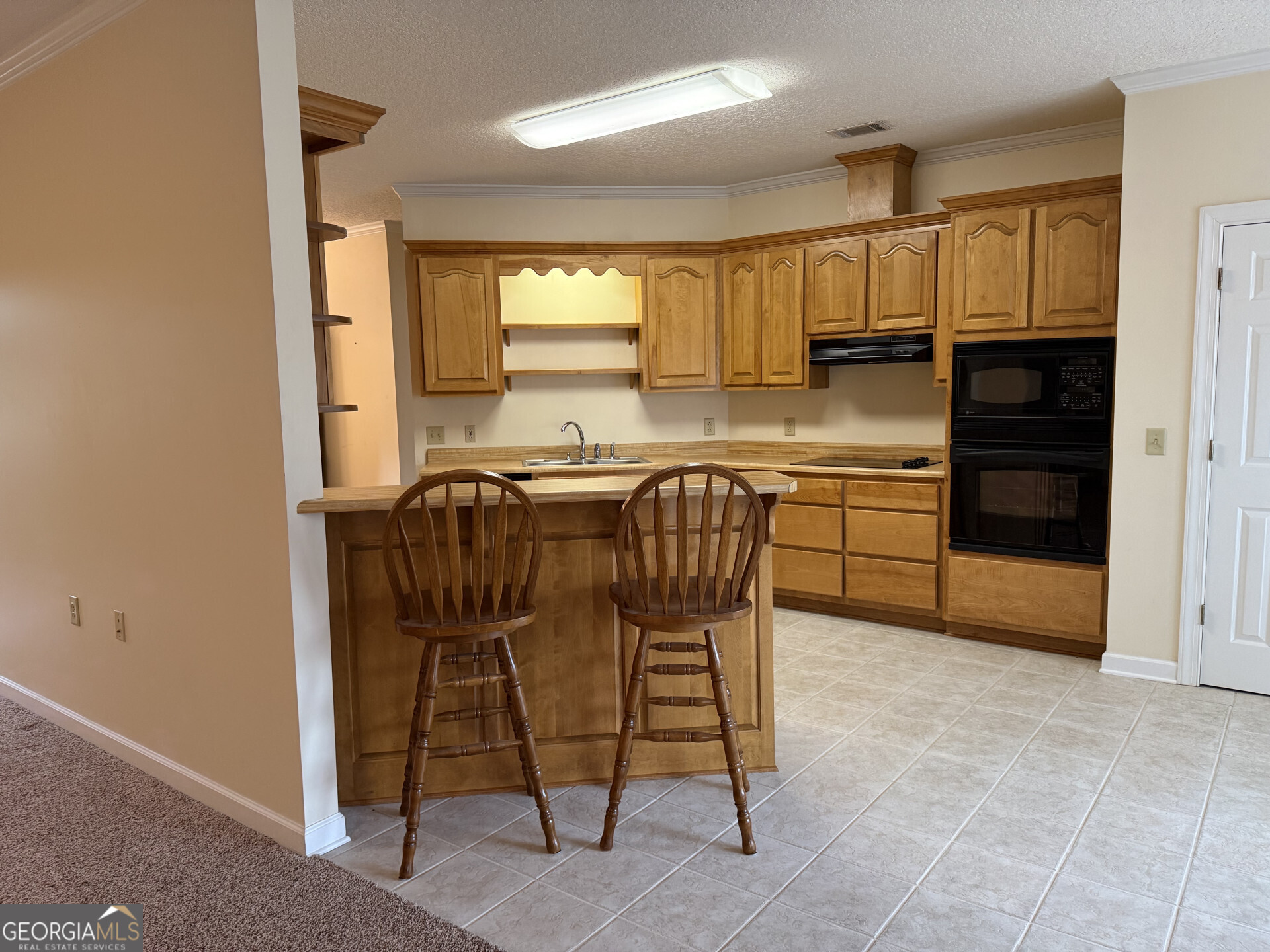 102 Oak Circle Glennville GA 30427
