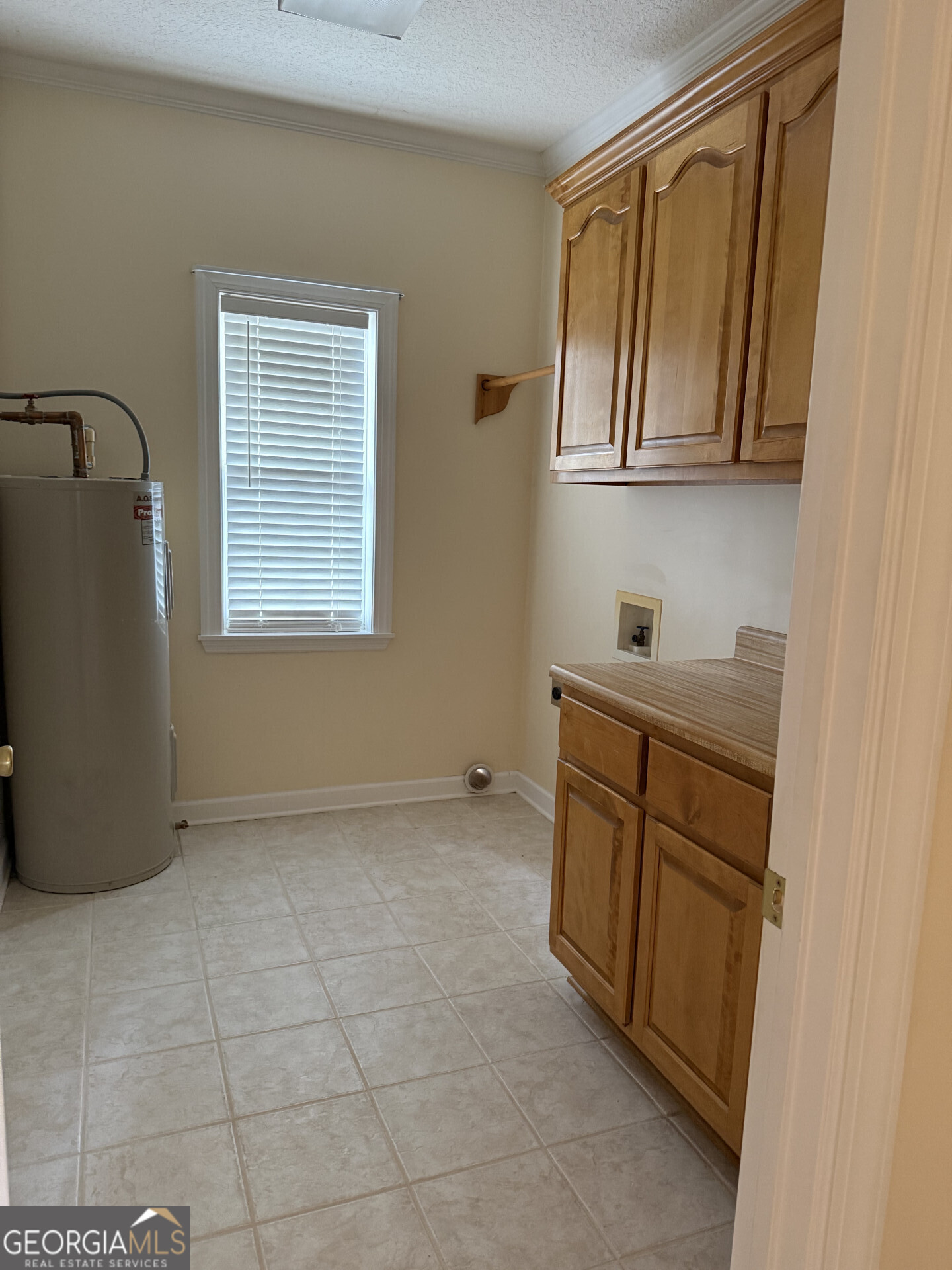 102 Oak Circle Glennville GA 30427