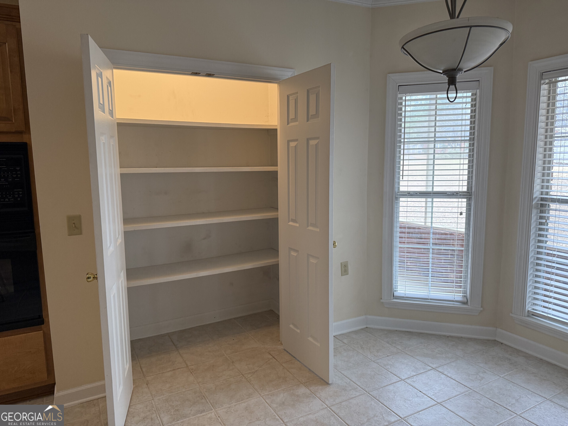 102 Oak Circle Glennville GA 30427