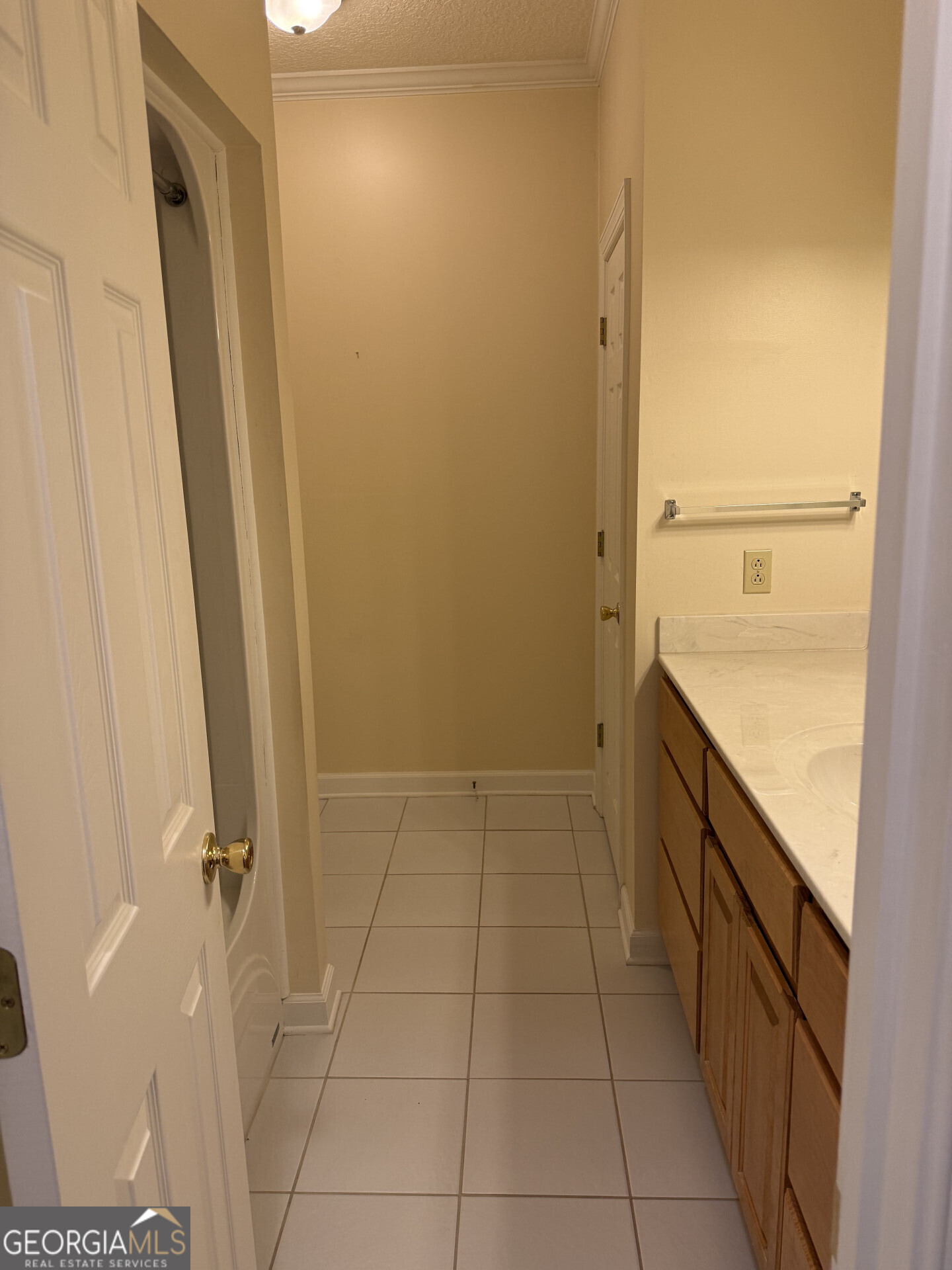 102 Oak Circle Glennville GA 30427