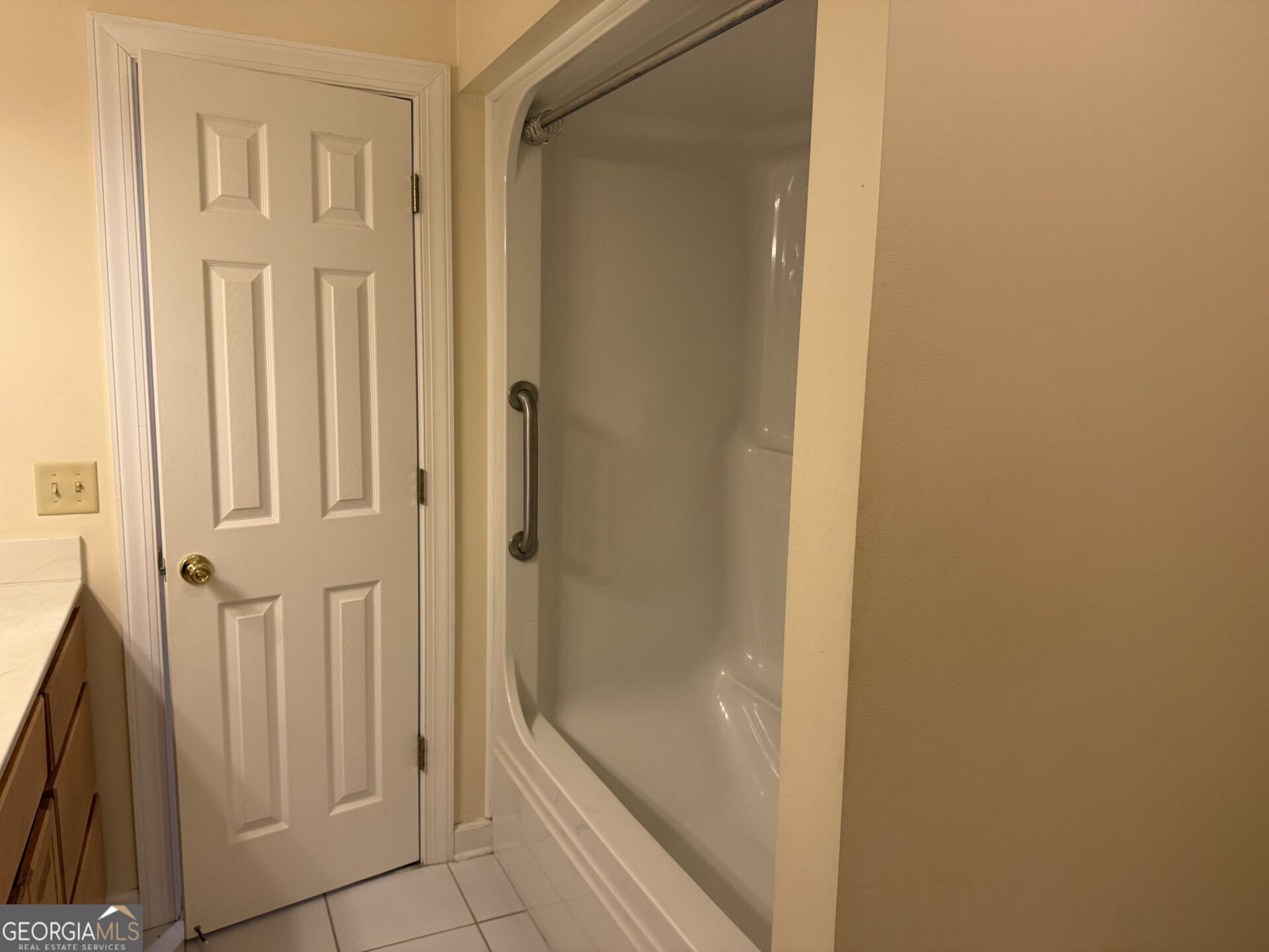102 Oak Circle Glennville GA 30427