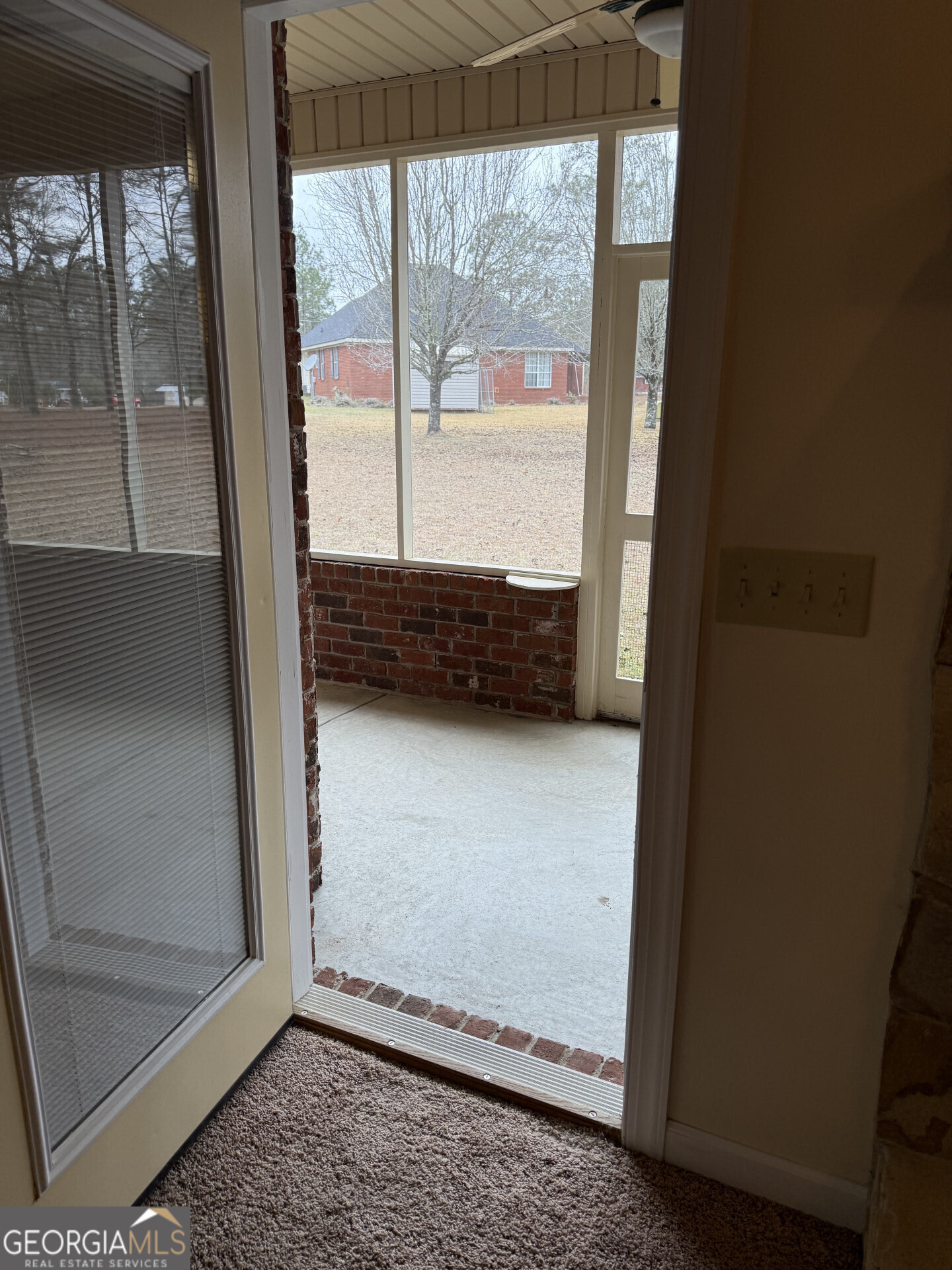 102 Oak Circle Glennville GA 30427