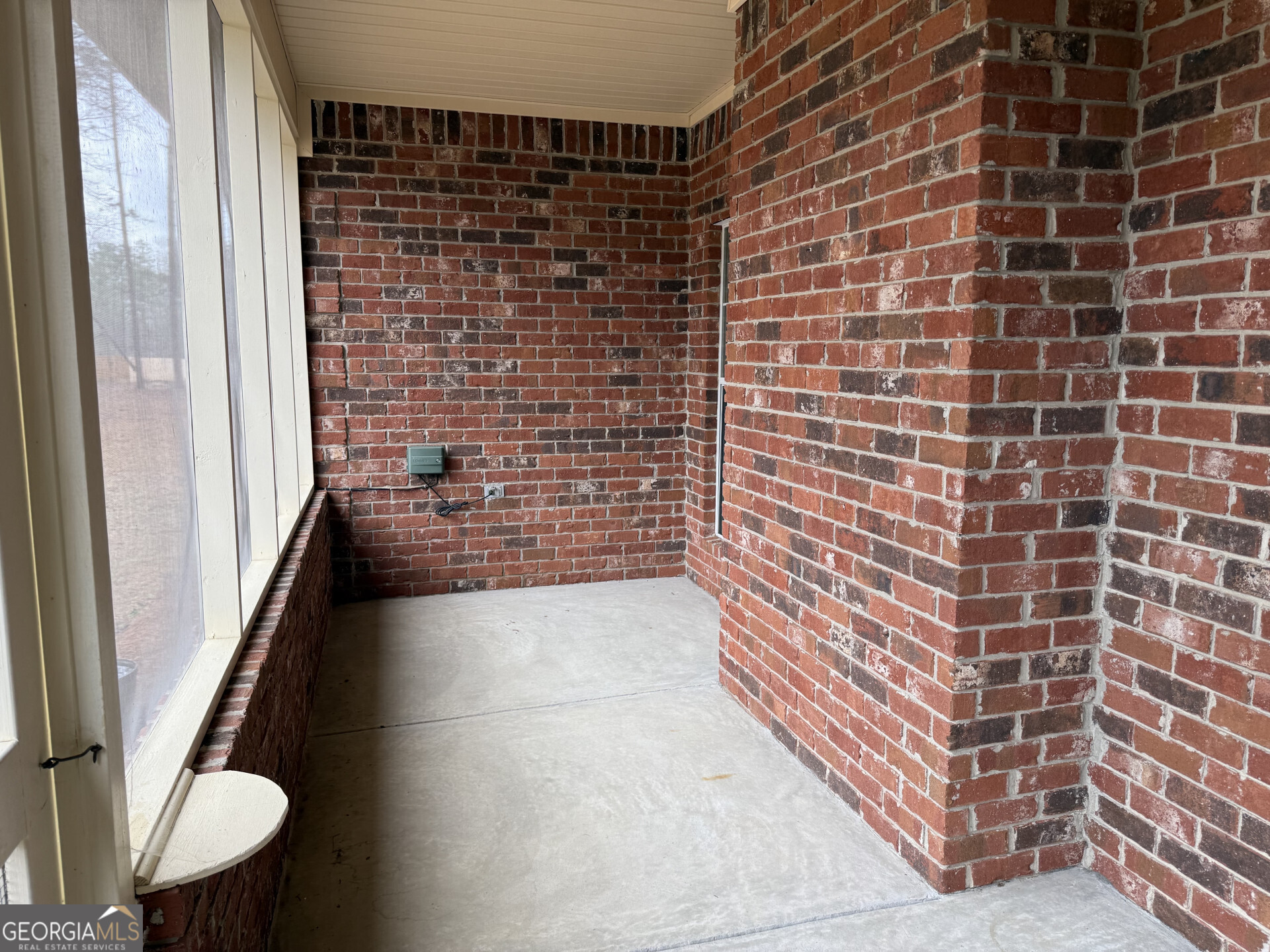 102 Oak Circle Glennville GA 30427