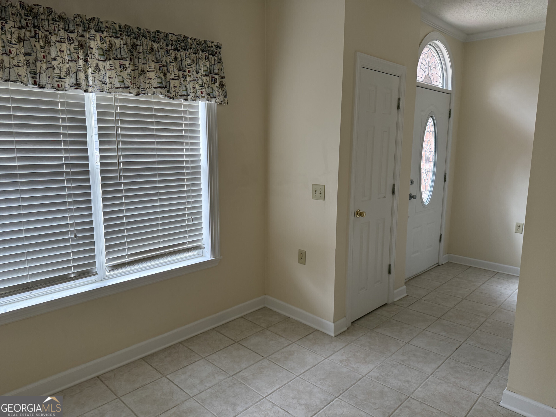 102 Oak Circle Glennville GA 30427