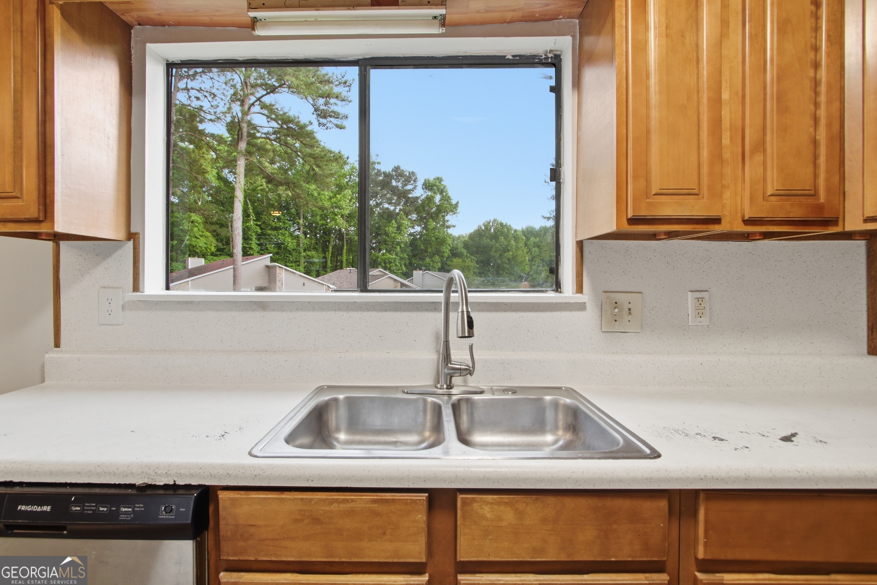 8132 Creekstone Court Riverdale GA 30274