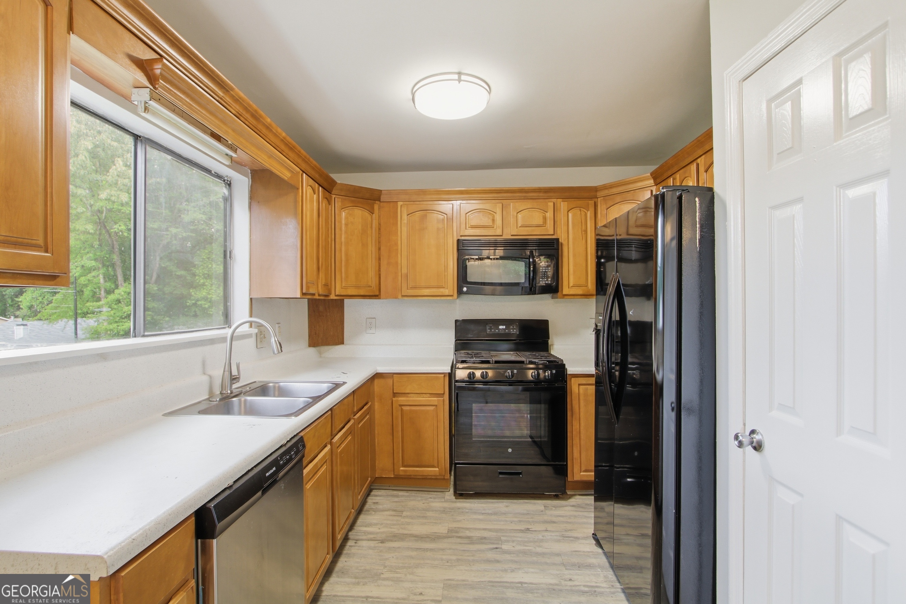 8132 Creekstone Court Riverdale GA 30274