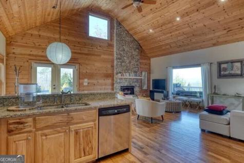 2081 Gallatin Road Young Harris GA 30582
