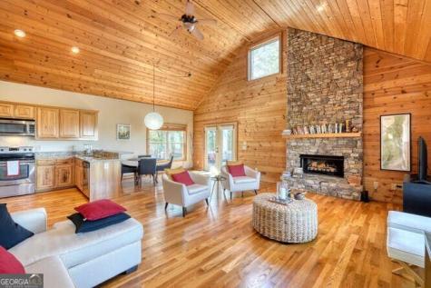 2081 Gallatin Road Young Harris GA 30582