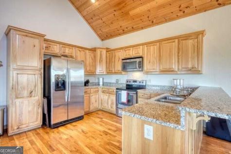 2081 Gallatin Road Young Harris GA 30582