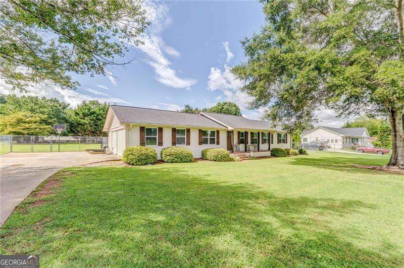 109 Lake Street Rockmart GA 30153